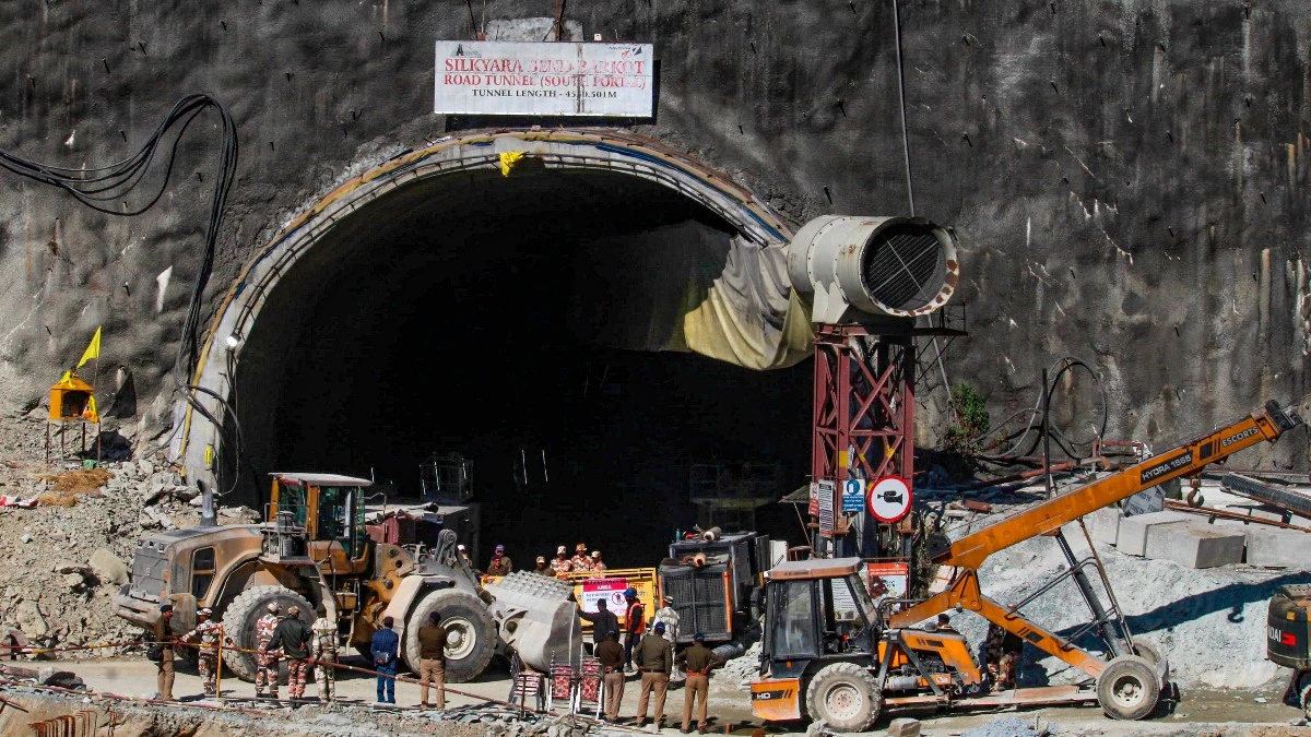 Preliminary Probe on Uttarkashi Tunnel Collapse