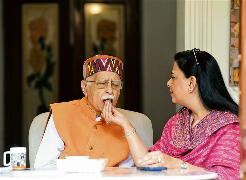 LK Advani Responds to Bharat Ratna, A Symbol of Recognition for Lifelong Service