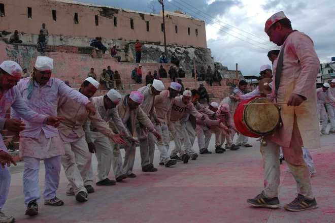 Reviving the Legacy of Kumaoni Holi of Uttarakhand